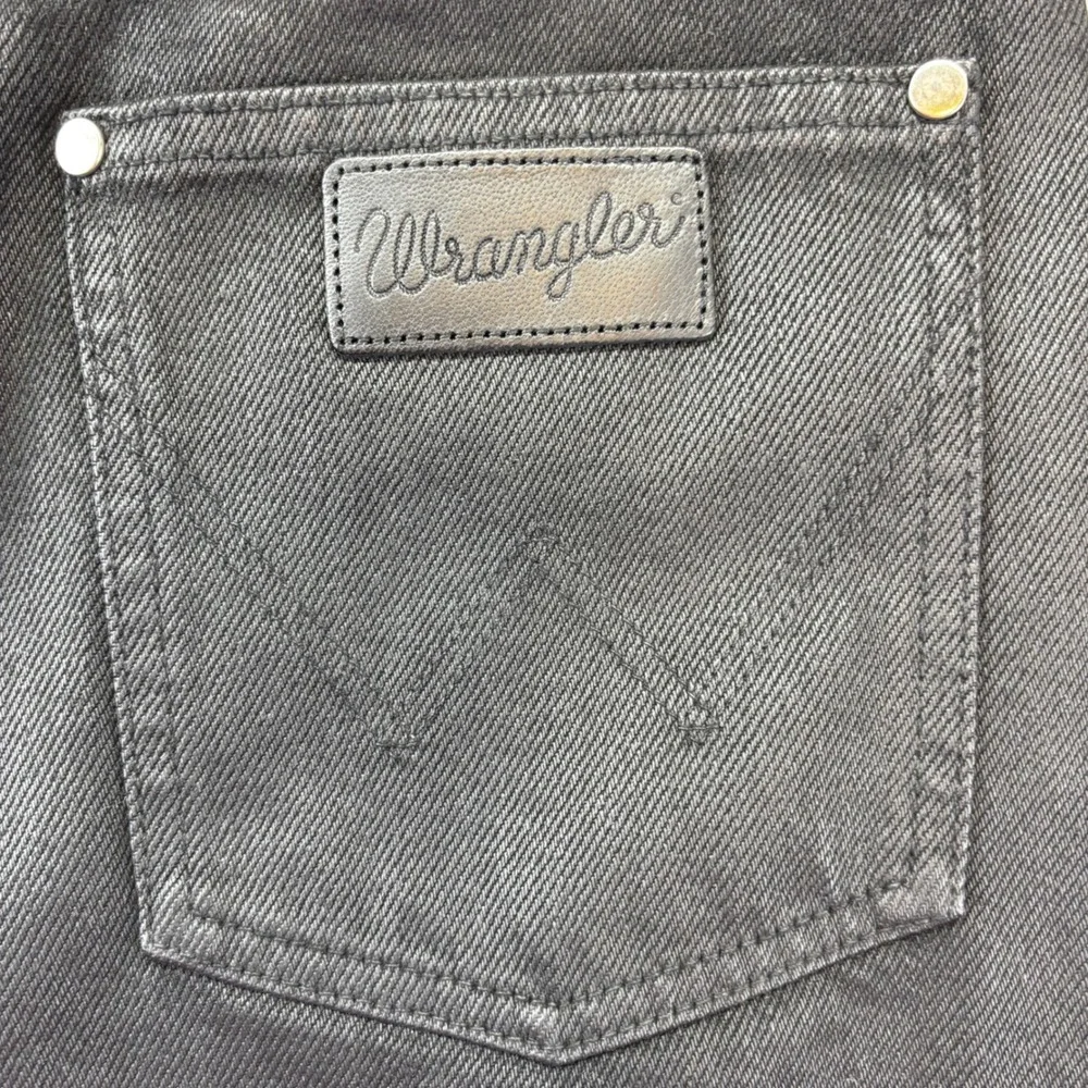 Wrangler Fender Festival Shorts Womens 28 Black High Rise Distressed Denim New - Picture 16 of 16
